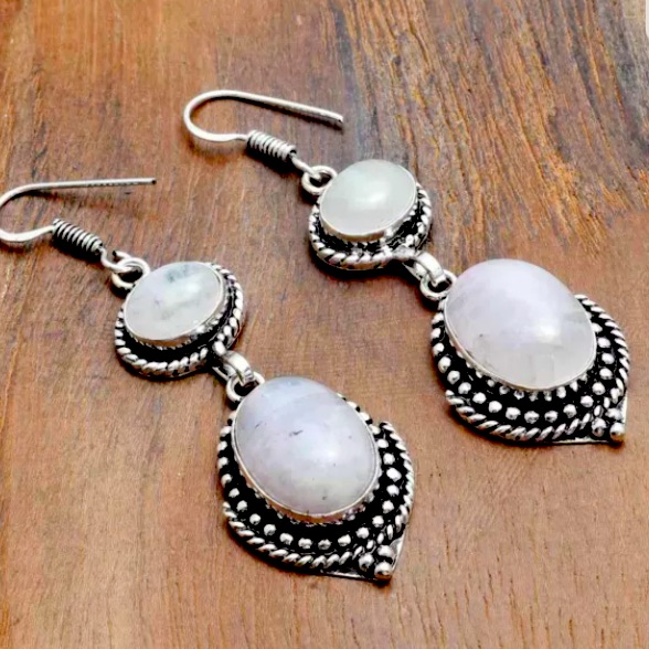 Stunning Moonstone Sterling Silver Earrings 24 49$